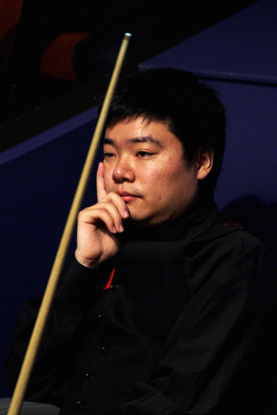 前训练中展 前训练中展