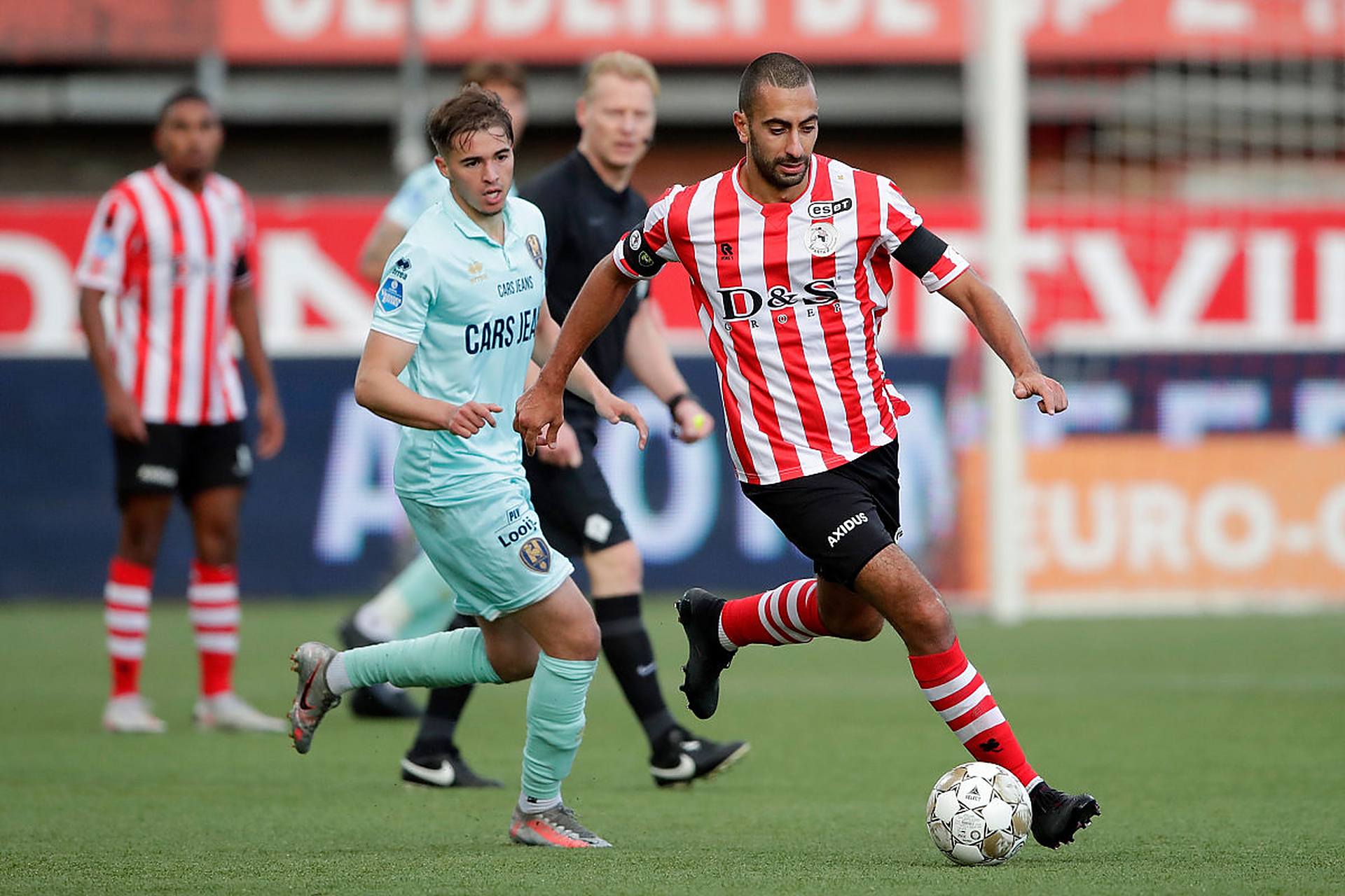 更是一次精 更是一次精